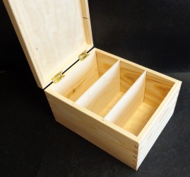 Box with 3 dividers