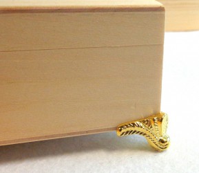 Kojelės dėžutei (aukso spalva, 4 vnt)