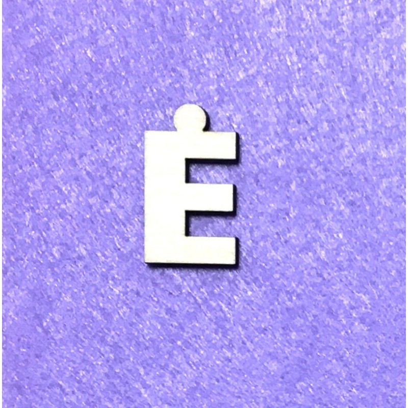 Letter Ė (3 cm)